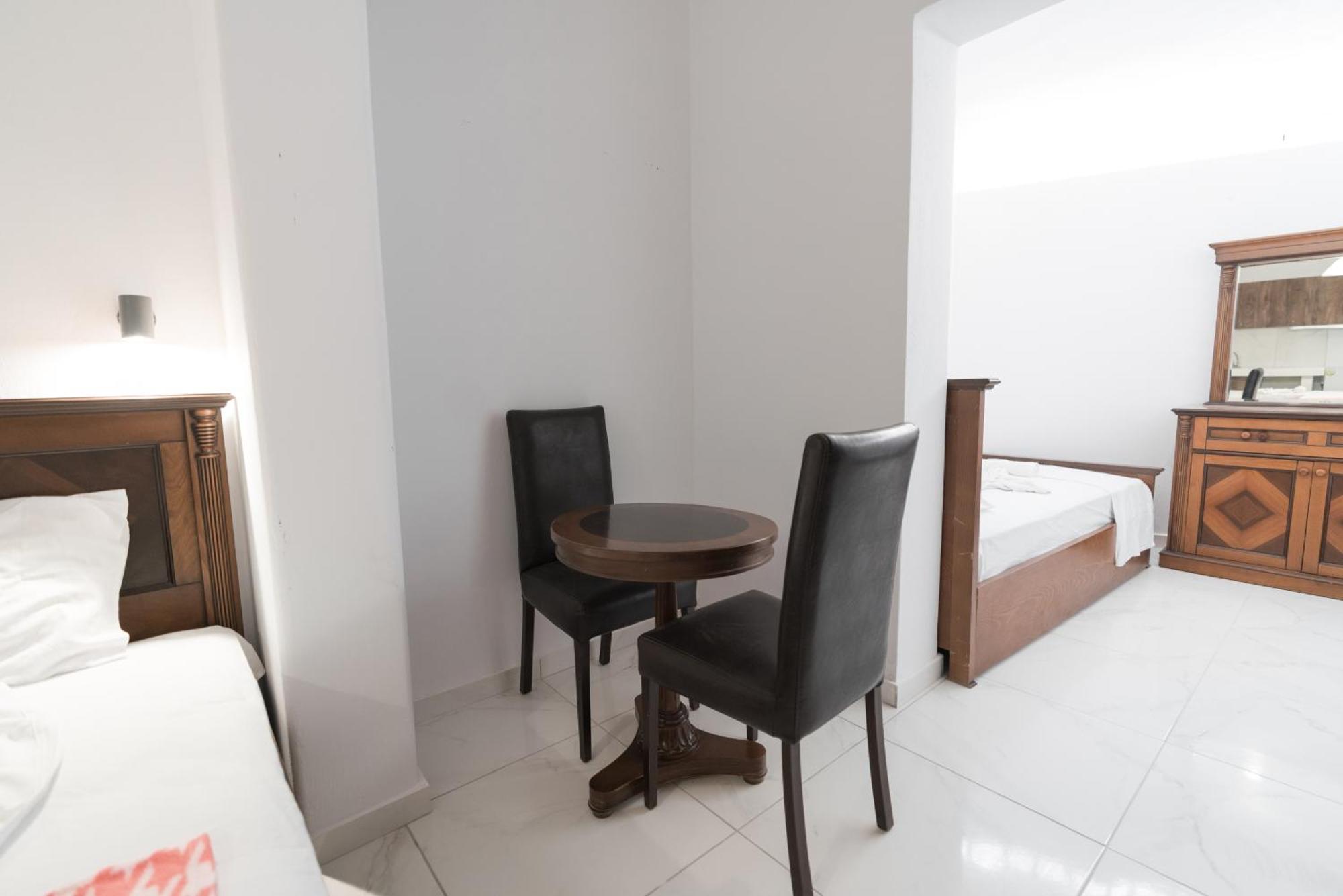 Dodomar Selection Hotel Perissa  Cameră foto